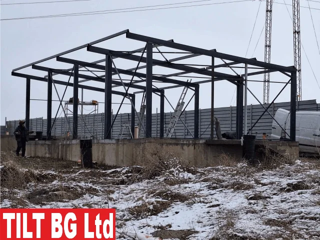 Хале за кокошки — завършена сграда, готова за експлоатация