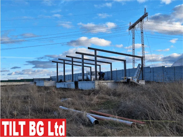 Хале за кокошки — детайл от покривната конструкция