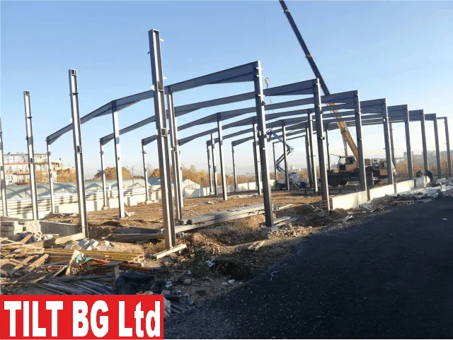 Метална конструкция хале 900 м2 — вътрешен изглед на халето